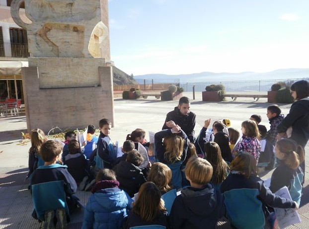 CI: visita al casc antic de Cardona