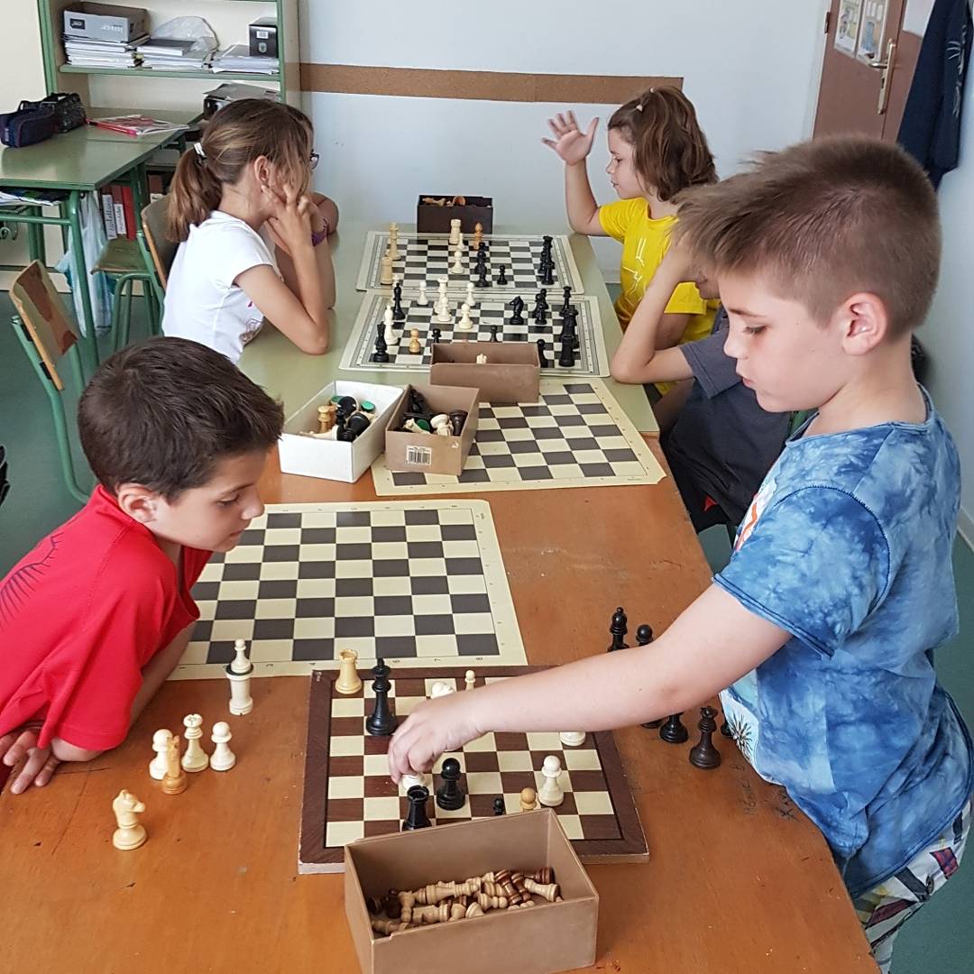 3r: Un matí diferent.