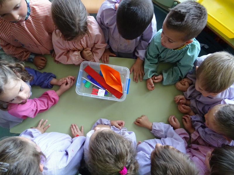 P – 3 EXPERIMENTEM AMB AIGUA I ALTRES ACTIVITATS