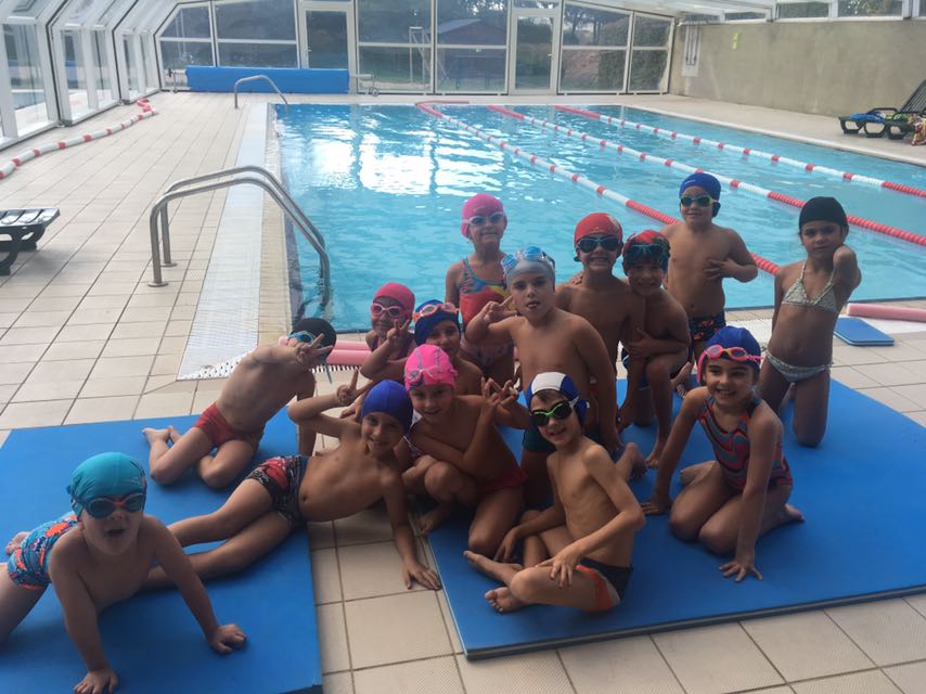 1r: Activitat de piscina!