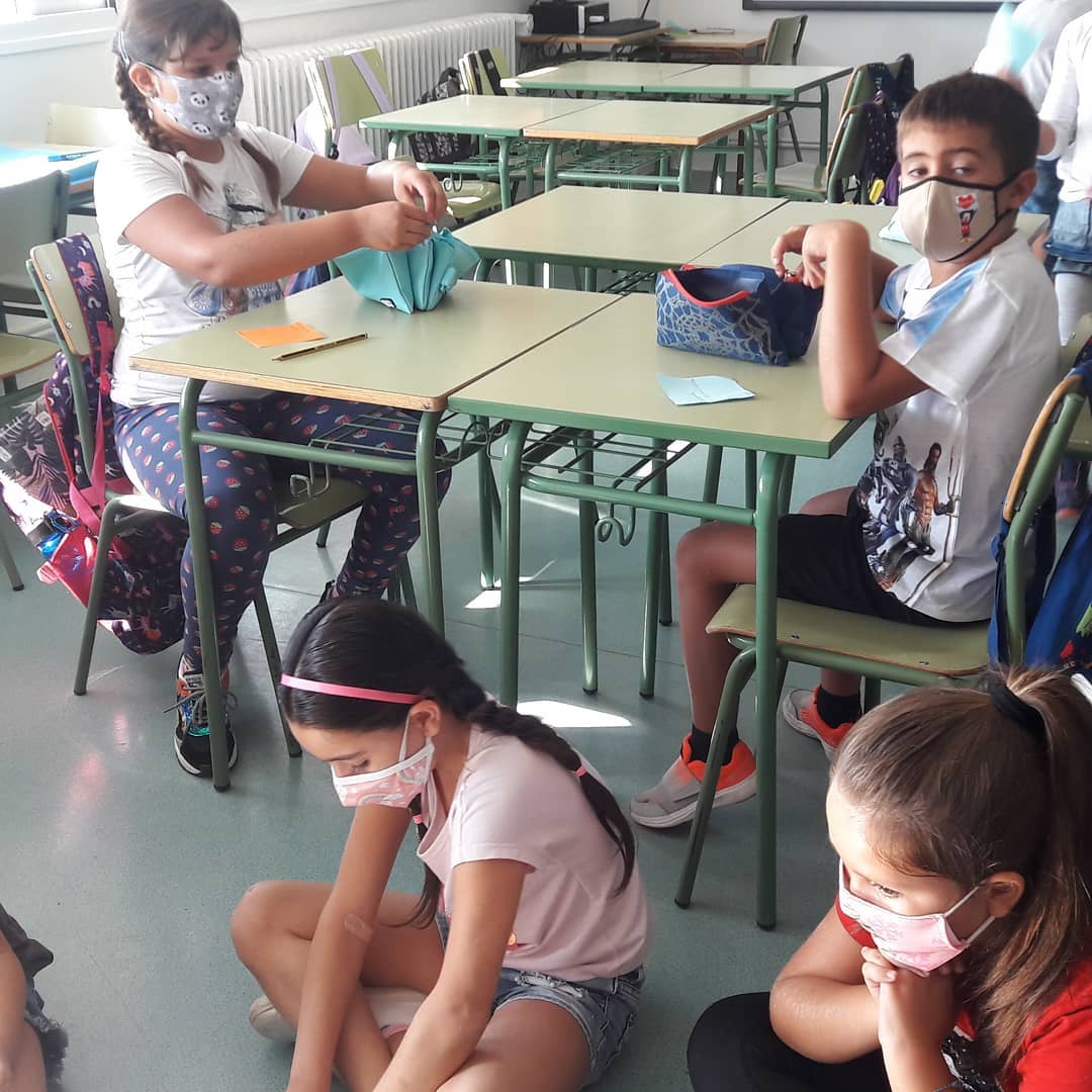 Com ens sentim? Expressem un desig a l’arbre dels desitjos. Alumnes de 3r